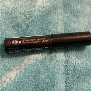 Bundle 4 for $15 Clinique high impact mascara 01 Black